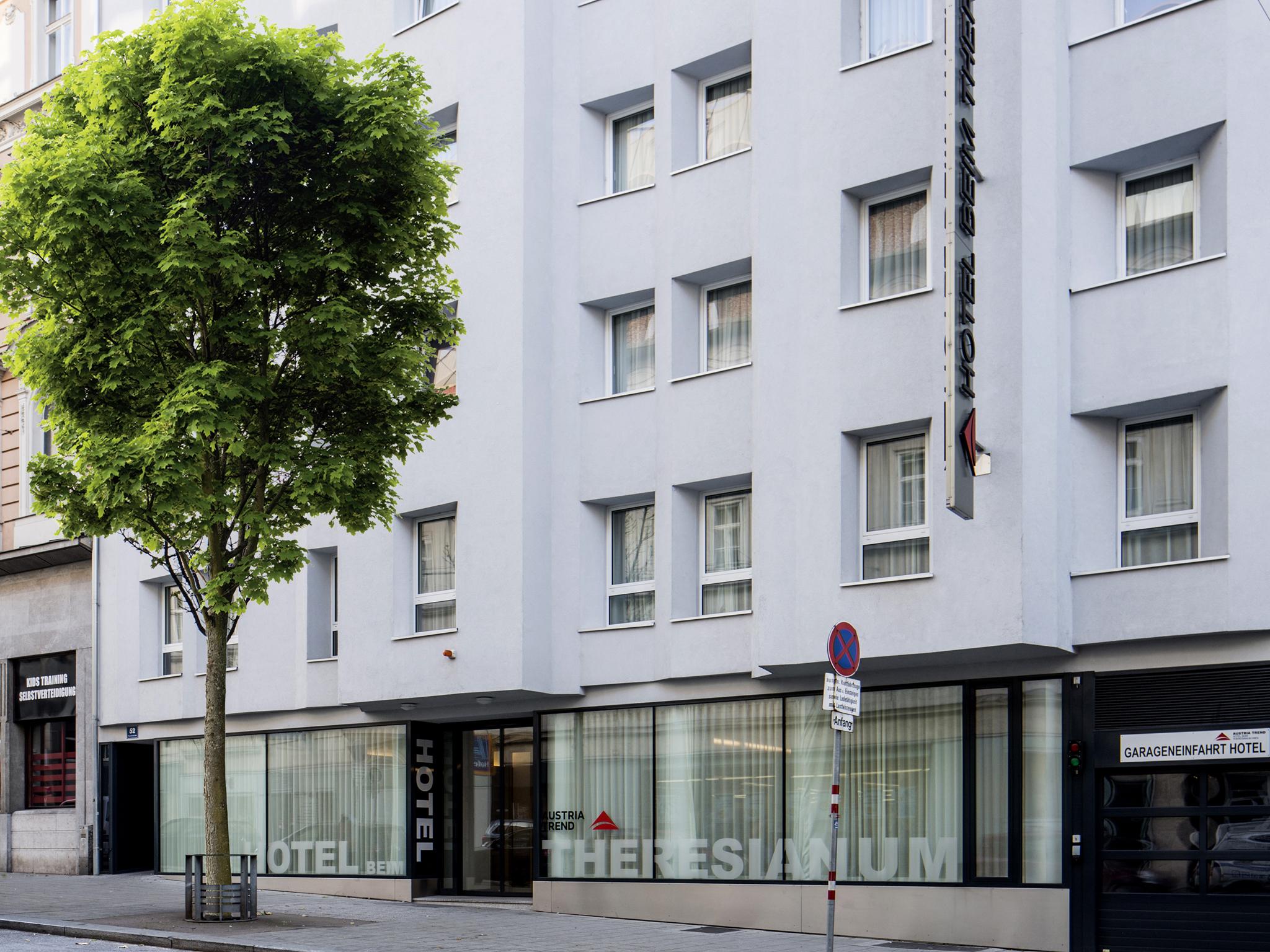 Austria Trend Hotel Beim Theresianum Wien Exterior photo
