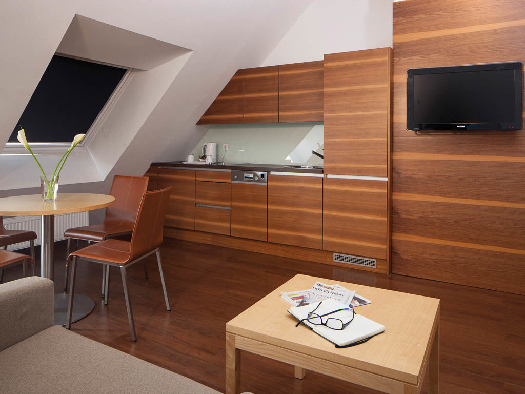Austria Trend Hotel Beim Theresianum Wien Exterior photo
